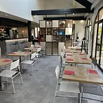Ibis Hotel 3*