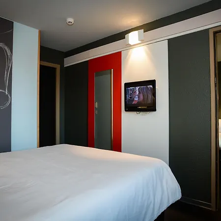 Отель Ibis 3*