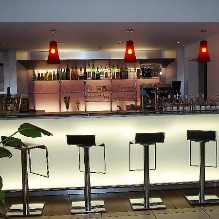 Ibis Saint-lô Hotel 3*
